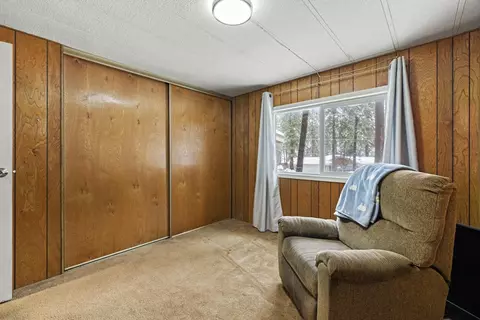 Bedroom - 11374 Red Wing Loop, Keno, OR 97627 photo 2 of 5