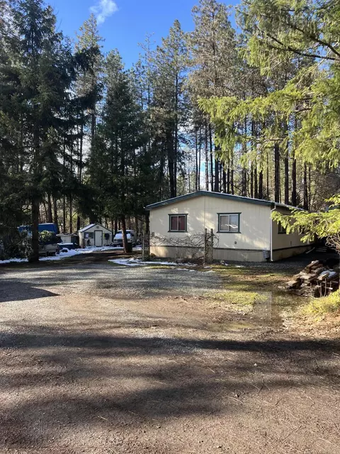 152 Autumn Ln, Grants Pass, OR 97527