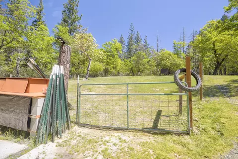 2000 Stringer Gap Rd, Grants Pass, OR 97527 photo 20
