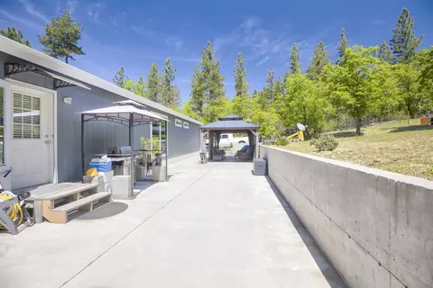 2000 Stringer Gap Rd, Grants Pass, OR 97527 photo 32