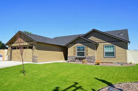 2771 High Cedars Ln #139, Medford, OR 97504