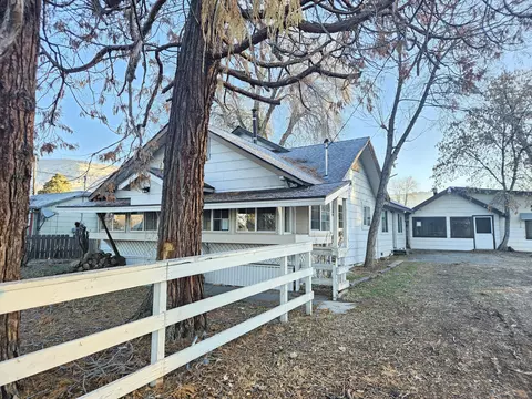 1537 Wiard St, Klamath Falls, OR 97603