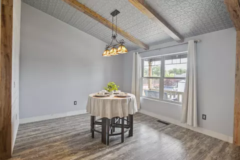 Dining - 278 Echo Way, Eagle Point, OR 97524 photo 1 of 1