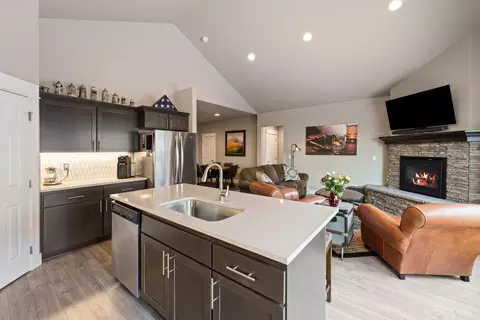 Kitchen - 20606 SE Gemstone Ave, Bend, OR 97702 photo 4 of 4