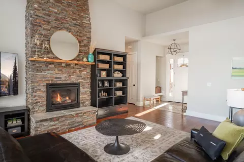 3534 NW Braid Dr, Bend, OR 97703 photo 7