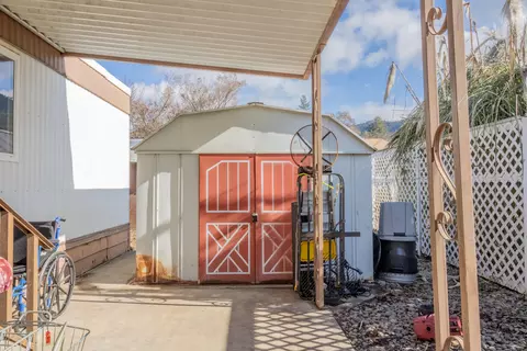 515 E Main St #16, Rogue River, OR 97537 photo 6