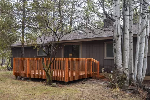 60205 Ridgeview Dr E, Bend, OR 97702 photo 21