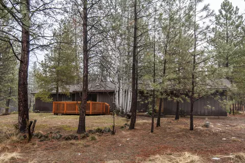60205 Ridgeview Dr E, Bend, OR 97702 photo 20