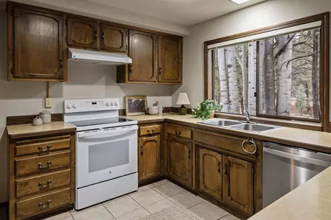 60205 Ridgeview Dr E, Bend, OR 97702 photo 10