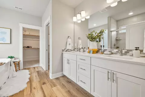 3949 NE Oakside Loop, Bend, OR 97701 photo 10