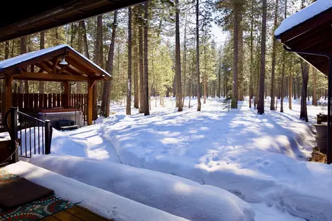 Exterior - 14243 Whitewater Loop, La Pine, OR 97739 photo 12 of 14