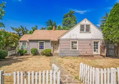 120 Ashland Ave, Medford, OR 97504