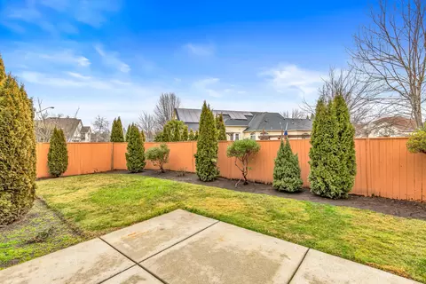 Exterior - 124 Bellerive Dr, Eagle Point, OR 97524 photo 10 of 10