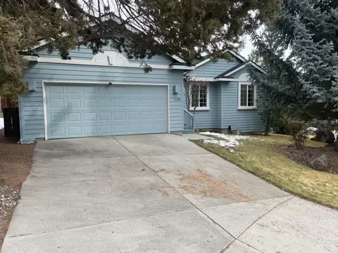 2338 NW Great Pl, Bend, OR 97703
