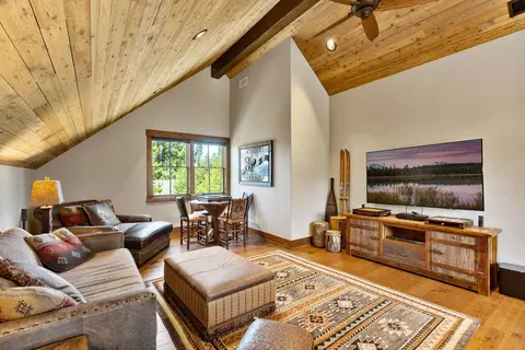 Living - 56545 Sunstone Loop #121, Bend, OR 97707 photo 15 of 15
