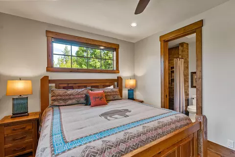 Bedroom - 56545 Sunstone Loop #121, Bend, OR 97707 photo 13 of 13