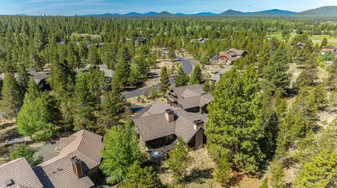 View/Area - 56545 Sunstone Loop #121, Bend, OR 97707 photo 12 of 12