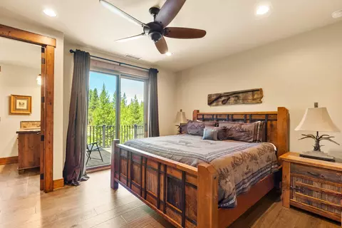 Bedroom - 56545 Sunstone Loop #121, Bend, OR 97707 photo 11 of 13