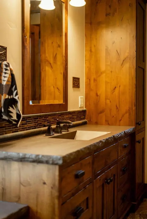 Bath - 56545 Sunstone Loop #121, Bend, OR 97707 photo 7 of 15