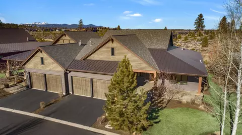 61359 Triple Knot Rd, Bend, OR 97702