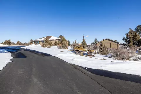 60940 Billadeau Rd, Bend, OR 97702 photo 7