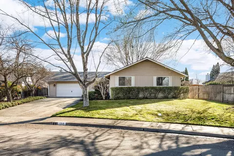 519 Hogan Ave, Medford, OR 97504