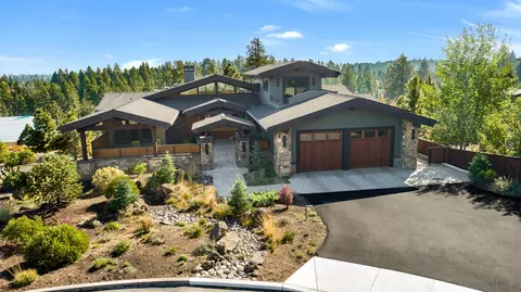 61538 SW Longview St, Bend, OR 97702