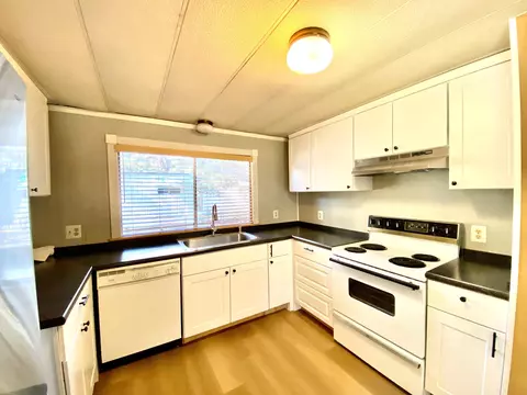 61310 Parrell Rd #26, Bend, OR 97702 photo 5