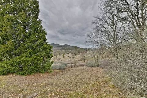 13546 Highway 140, Eagle Point, OR 97524 photo 16