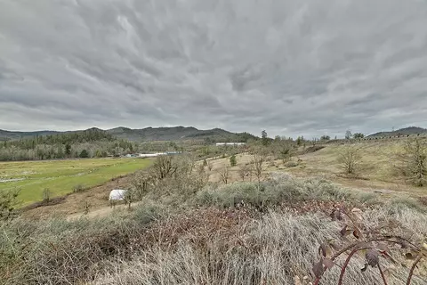 13546 Highway 140, Eagle Point, OR 97524 photo 18