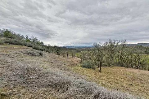 13546 Highway 140, Eagle Point, OR 97524 photo 20
