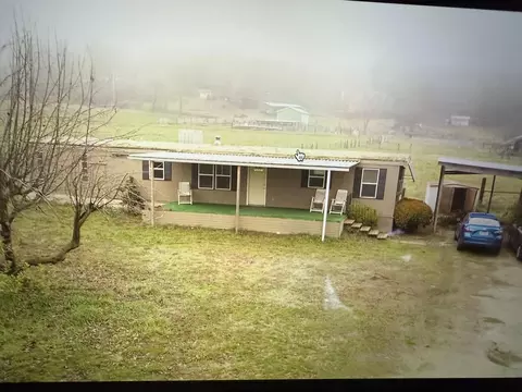 3187 W Griffin Creek Rd, Medford, OR 97501