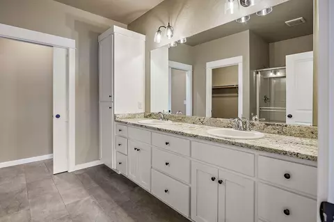 353 Cheney Loop, Central Point, OR 97502 photo 31