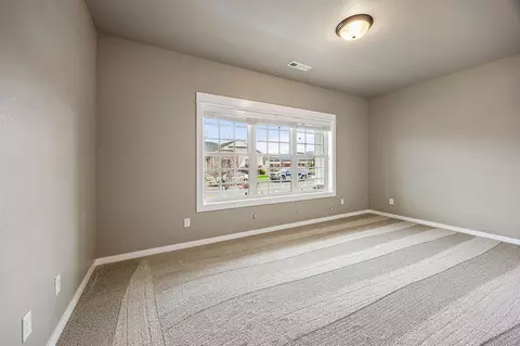 353 Cheney Loop, Central Point, OR 97502 photo 38