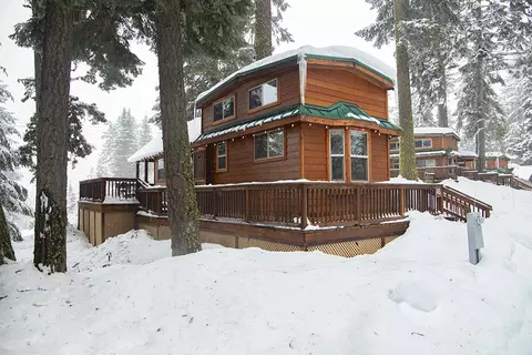 7979 Hyatt Prairie Rd # 45, Ashland, OR 97520