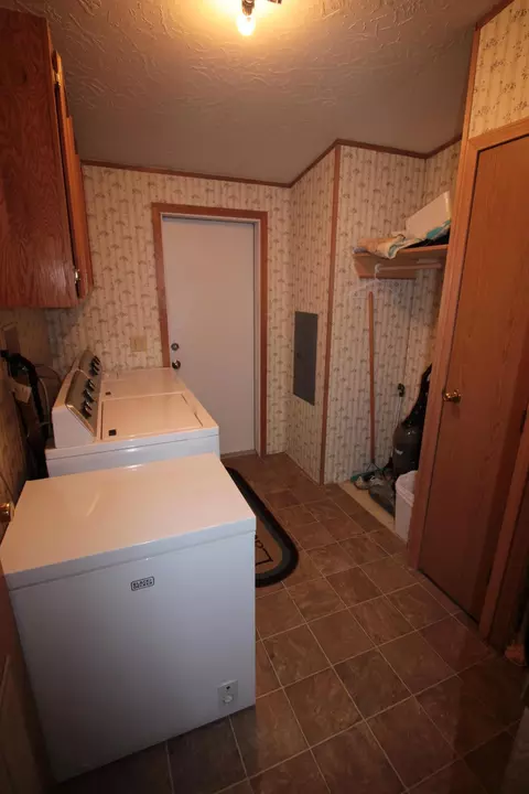 726 Summit Loop, Grants Pass, OR 97527 photo 21