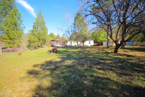 726 Summit Loop, Grants Pass, OR 97527 photo 23