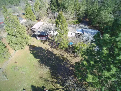 726 Summit Loop, Grants Pass, OR 97527 photo 32