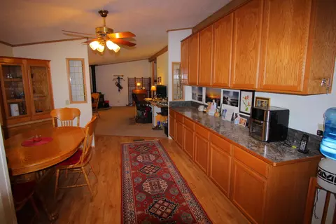 726 Summit Loop, Grants Pass, OR 97527 photo 10