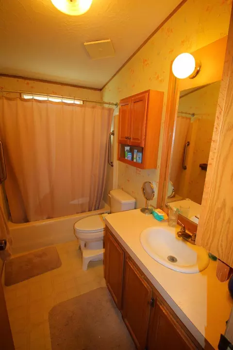 726 Summit Loop, Grants Pass, OR 97527 photo 20
