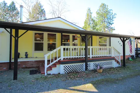 726 Summit Loop, Grants Pass, OR 97527 photo 7