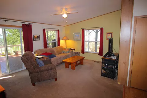 726 Summit Loop, Grants Pass, OR 97527 photo 16