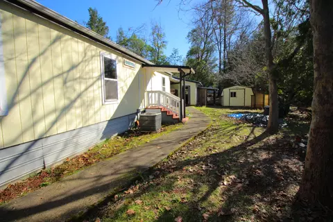 726 Summit Loop, Grants Pass, OR 97527 photo 31