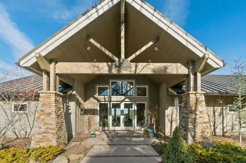 64891 Collins Rd, Bend, OR 97701 photo 4