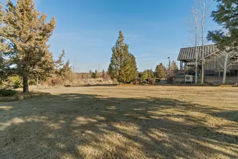 64891 Collins Rd, Bend, OR 97701 photo 38