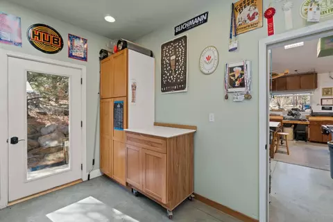 64891 Collins Rd, Bend, OR 97701 photo 30