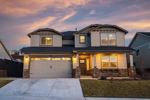 4460 SW Salmon Ave, Redmond, OR 97756