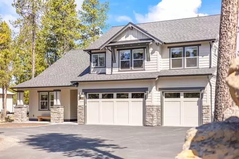 17138 Downey Rd, Bend, OR 97707