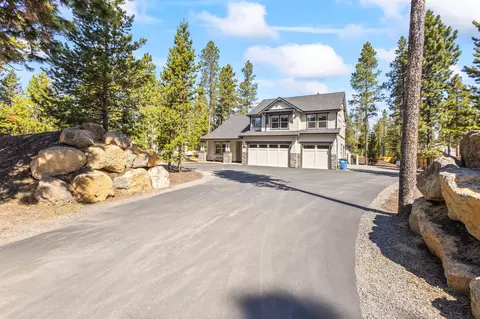 Exterior - 17138 Downey Rd, Bend, OR 97707 photo 8 of 8