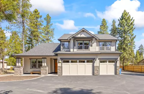 Exterior - 17138 Downey Rd, Bend, OR 97707 photo 2 of 8